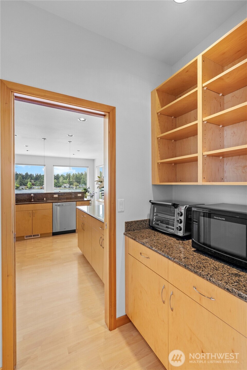 1106 184th Avenue Ct E, Lake Tapps, WA 98391