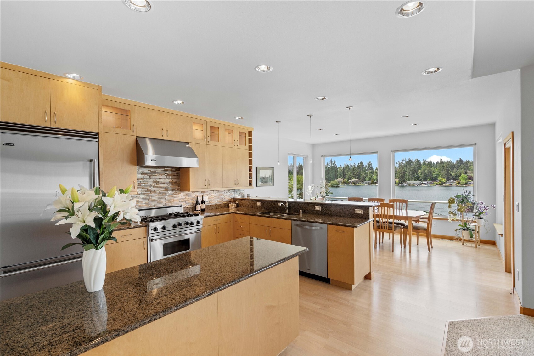 1106 184th Avenue Ct E, Lake Tapps, WA 98391