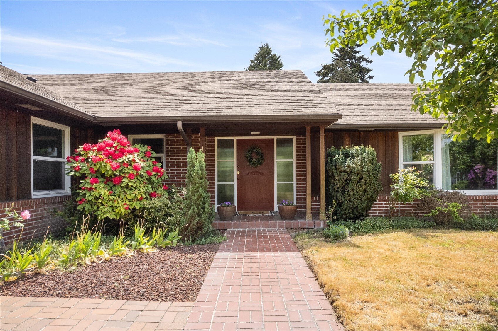 100 W Roanoke Street , Centralia, WA 98531-3430