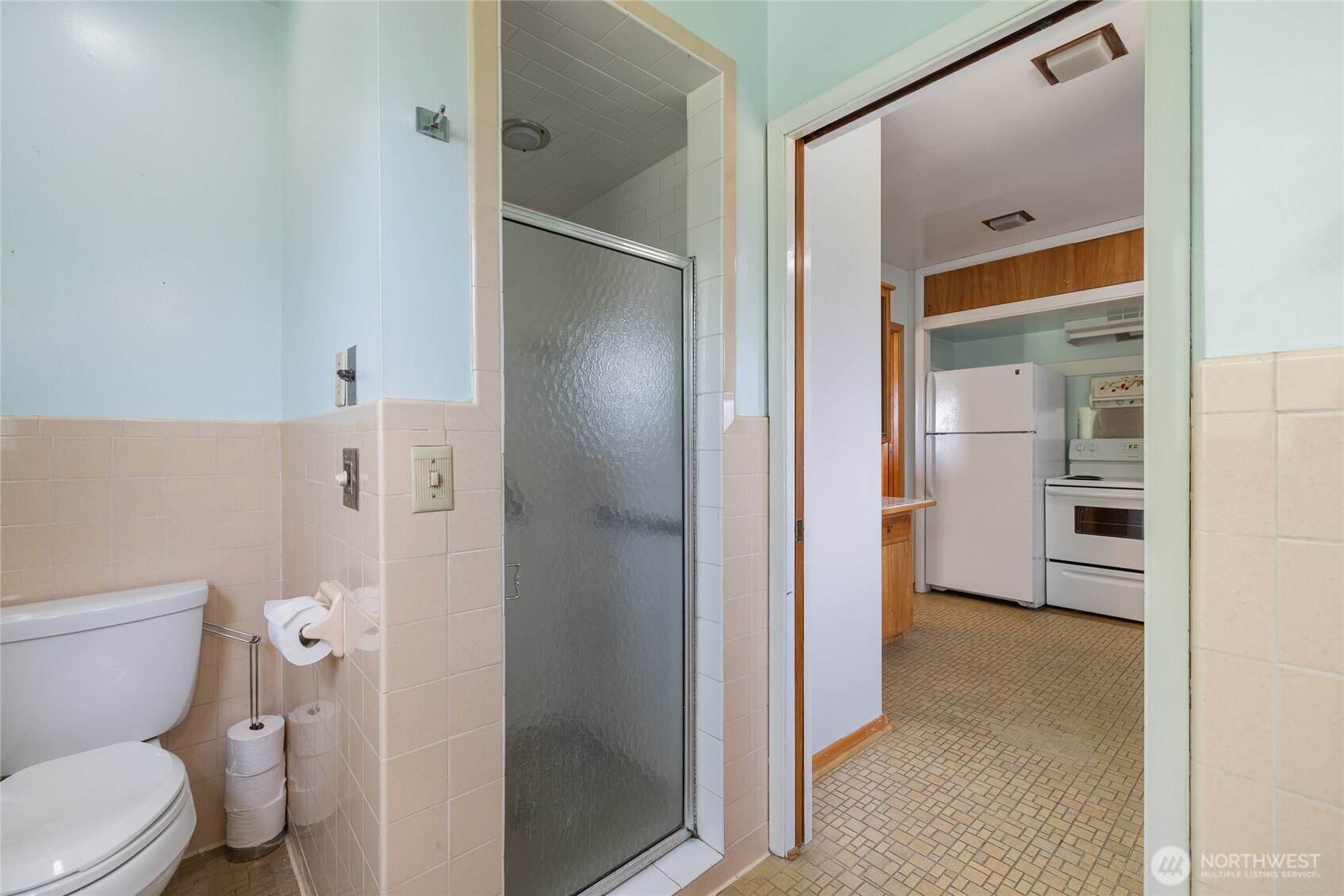 100 W Roanoke Street , Centralia, WA 98531-3430