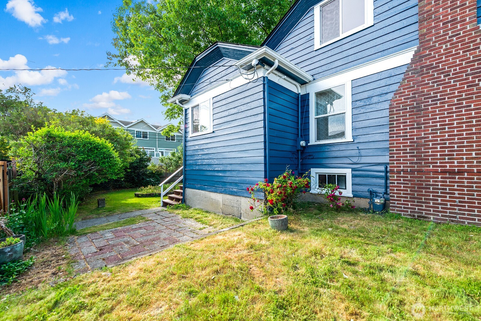 5455 42nd Avenue SW, Seattle, WA 98136