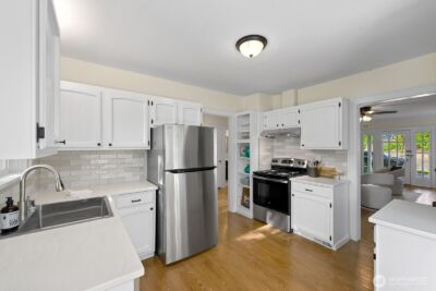 5455 42nd Avenue SW, Seattle, WA 98136 - Photo 8