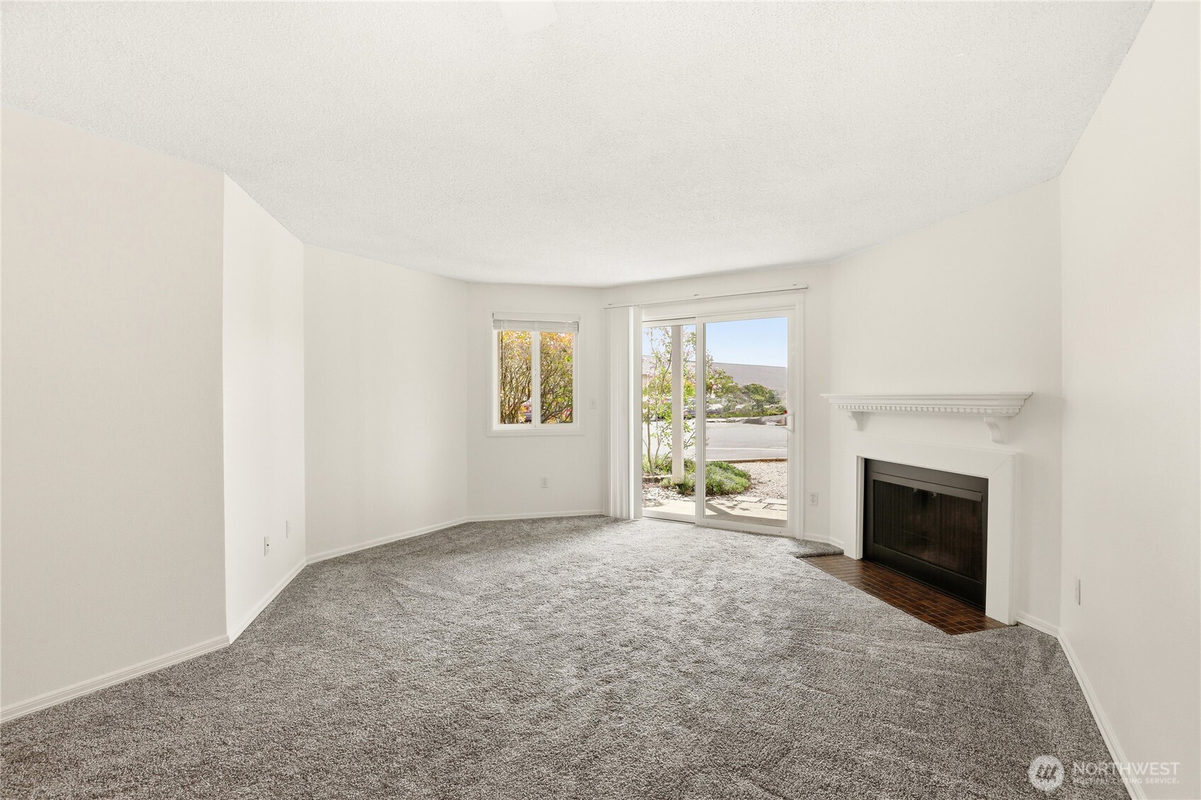 19811 3rd Avenue NW #B27, Poulsbo, WA 98370