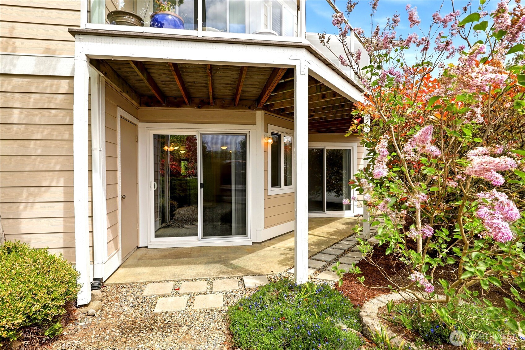 19811 3rd Avenue NW #B27, Poulsbo, WA 98370