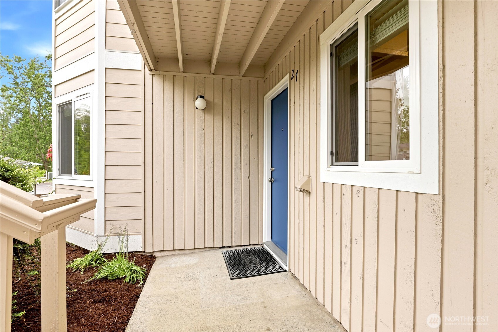 19811 3rd Avenue NW #B27, Poulsbo, WA 98370