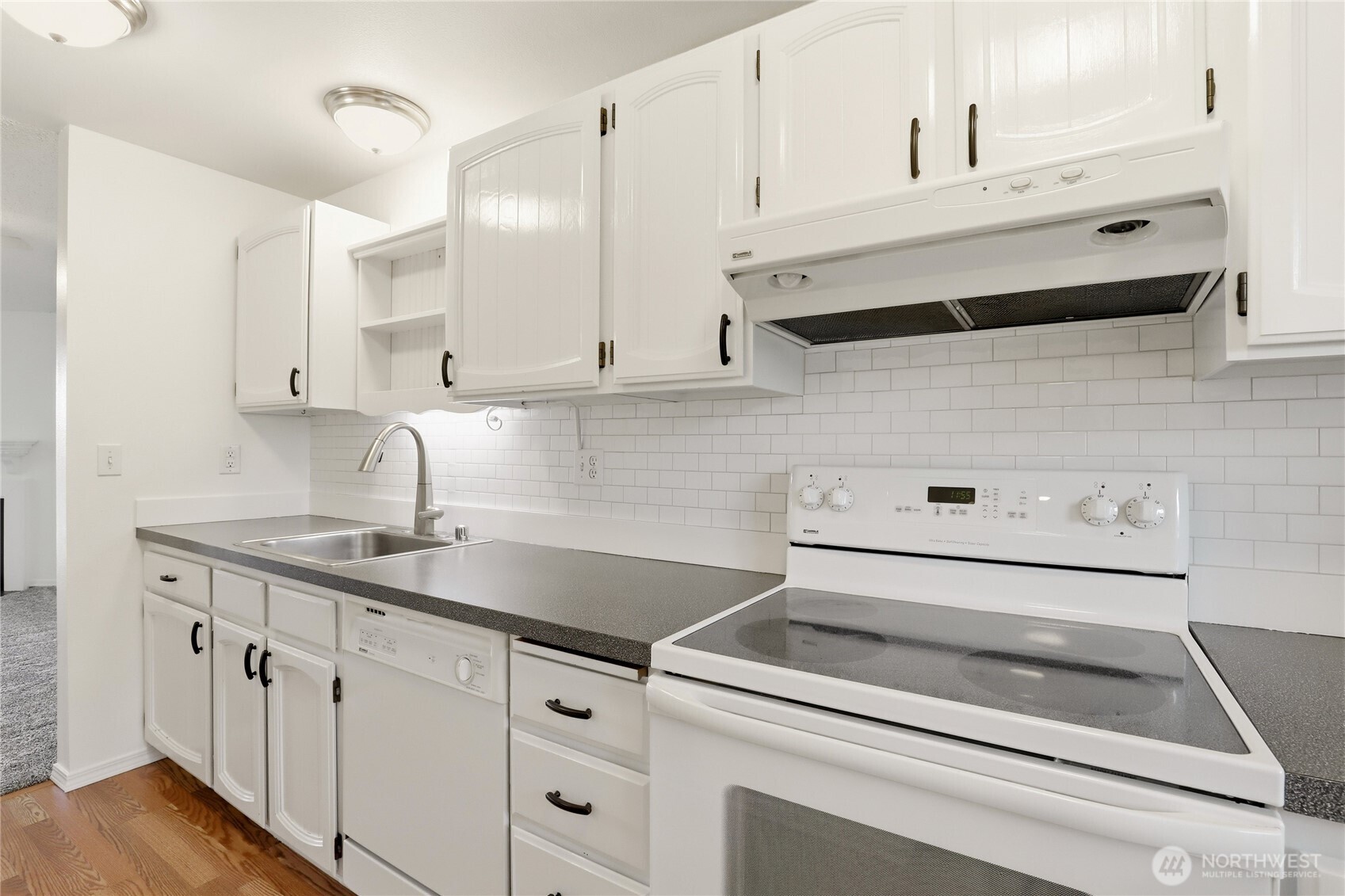 19811 3rd Avenue NW #B27, Poulsbo, WA 98370