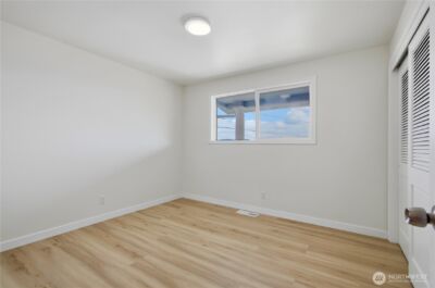 8220 S 120th Street , Seattle, WA 98178 - Photo 15