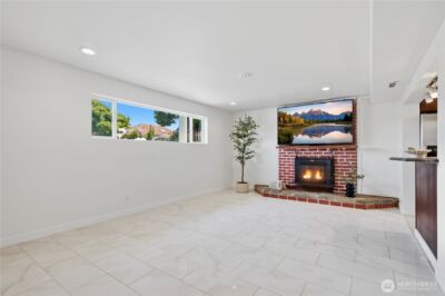 8220 S 120th Street , Seattle, WA 98178 - Photo 18