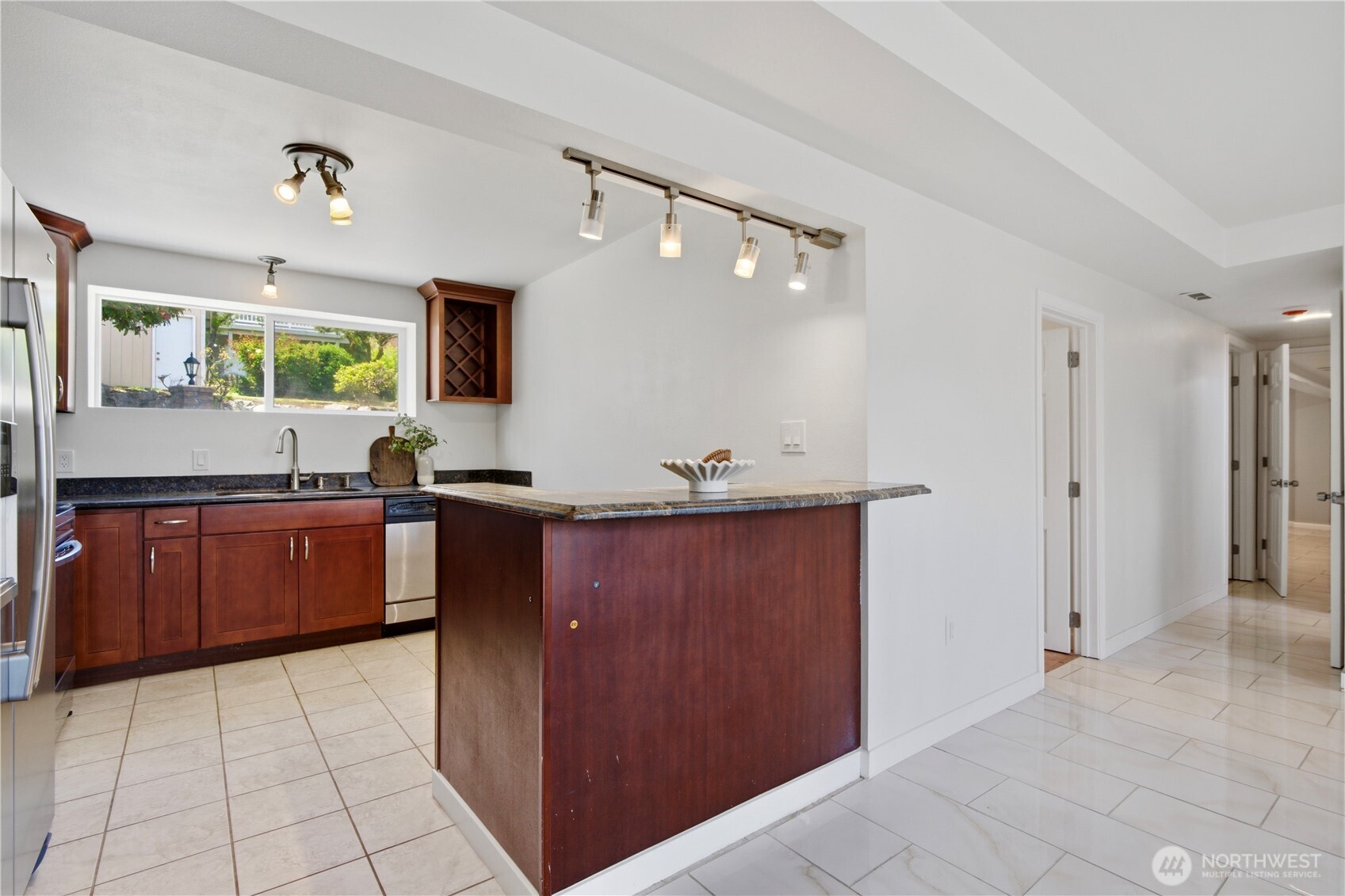 8220 S 120th Street , Seattle, WA 98178