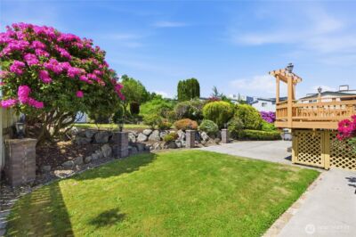8220 S 120th Street , Seattle, WA 98178 - Photo 29