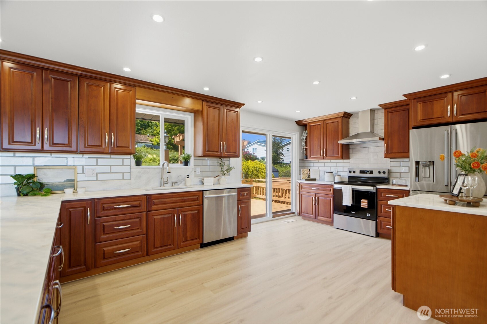8220 S 120th Street , Seattle, WA 98178