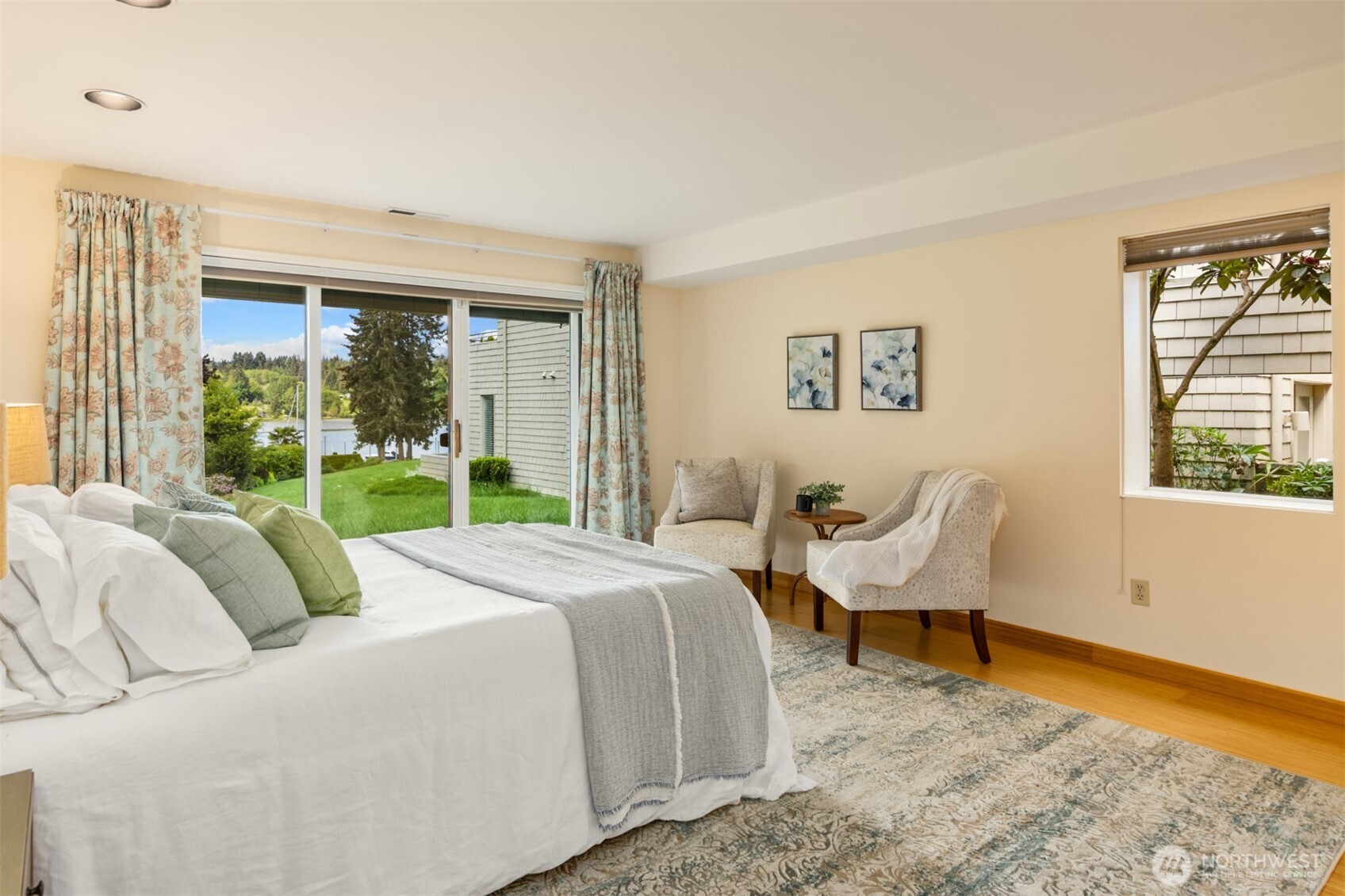 105 Lovell Avenue SW #15-11, Bainbridge Island, WA 98110