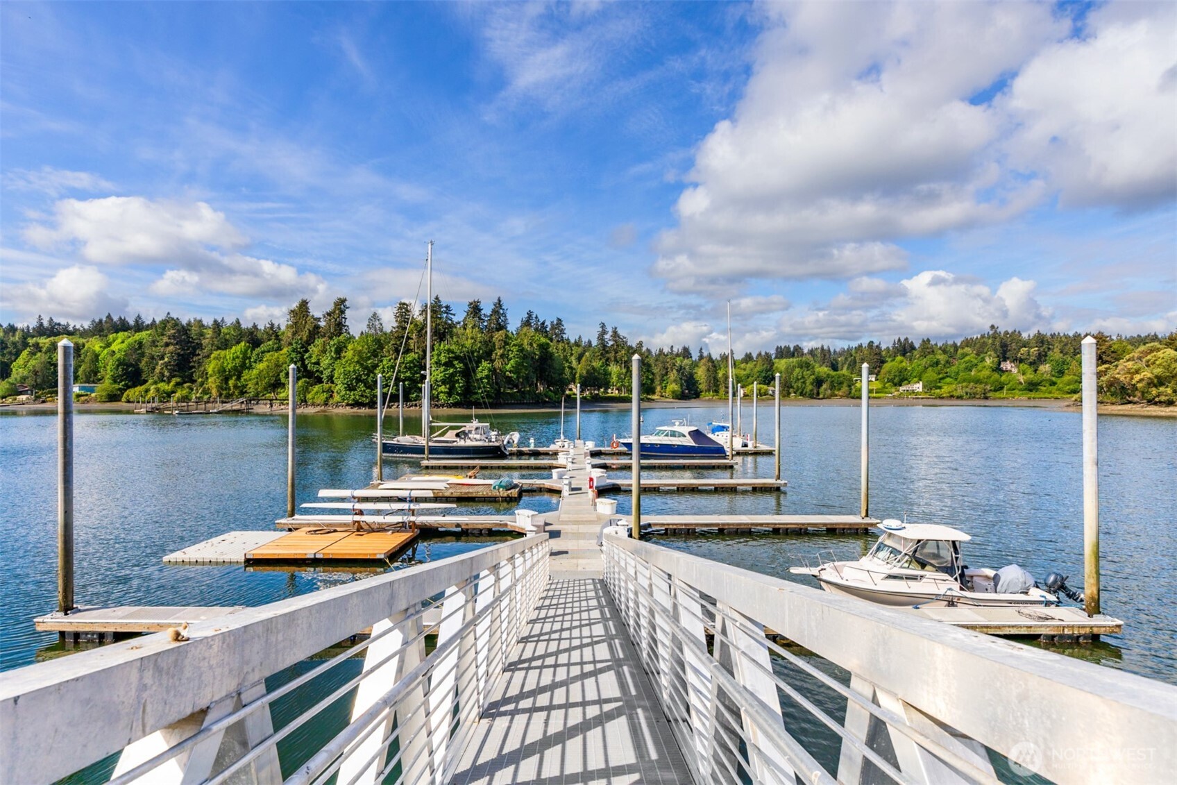 105 Lovell Avenue SW #15-11, Bainbridge Island, WA 98110