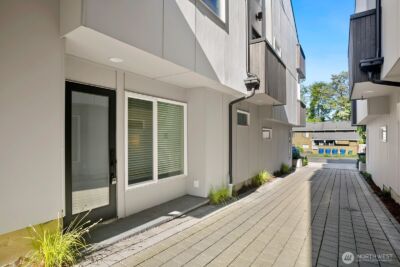 1523 B 17th Avenue S, Seattle, WA 98144 - Photo 15