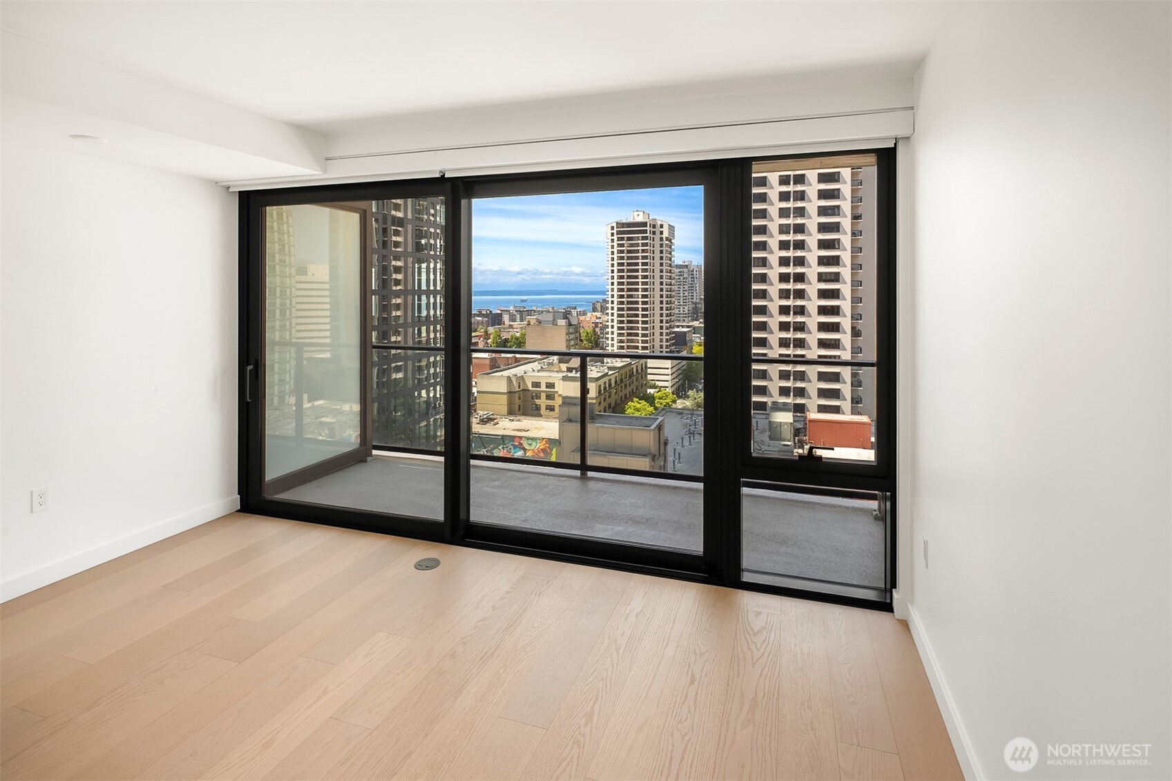 300 Virginia Street #1113, Seattle, WA 98121