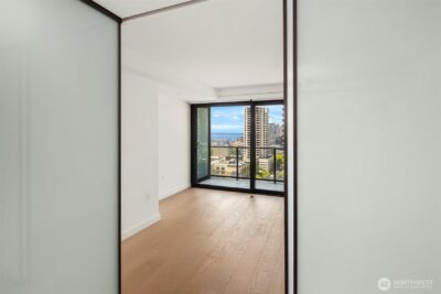 300 Virginia Street #1113, Seattle, WA 98121 - Photo 14