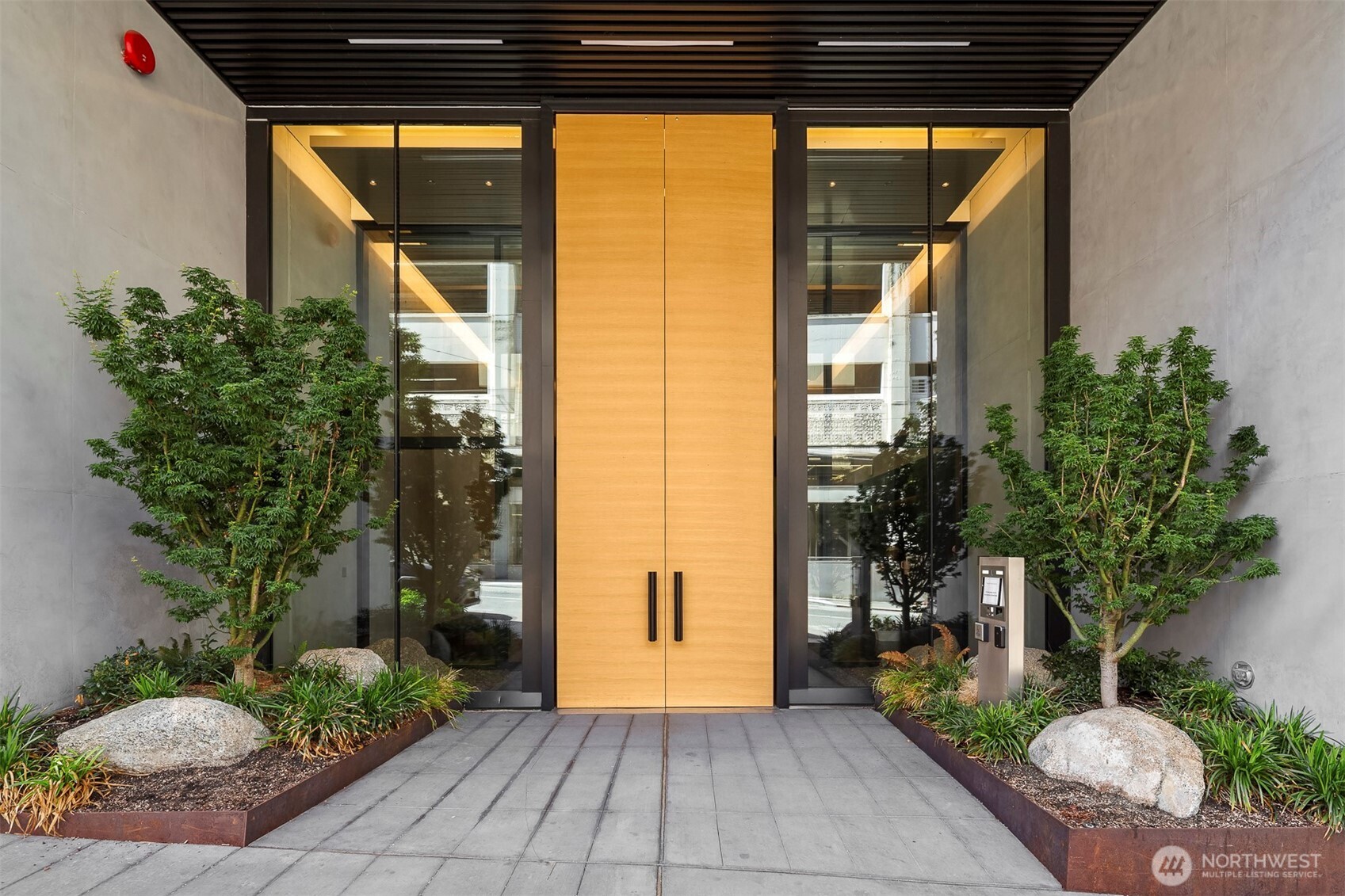 300 Virginia Street #1113, Seattle, WA 98121
