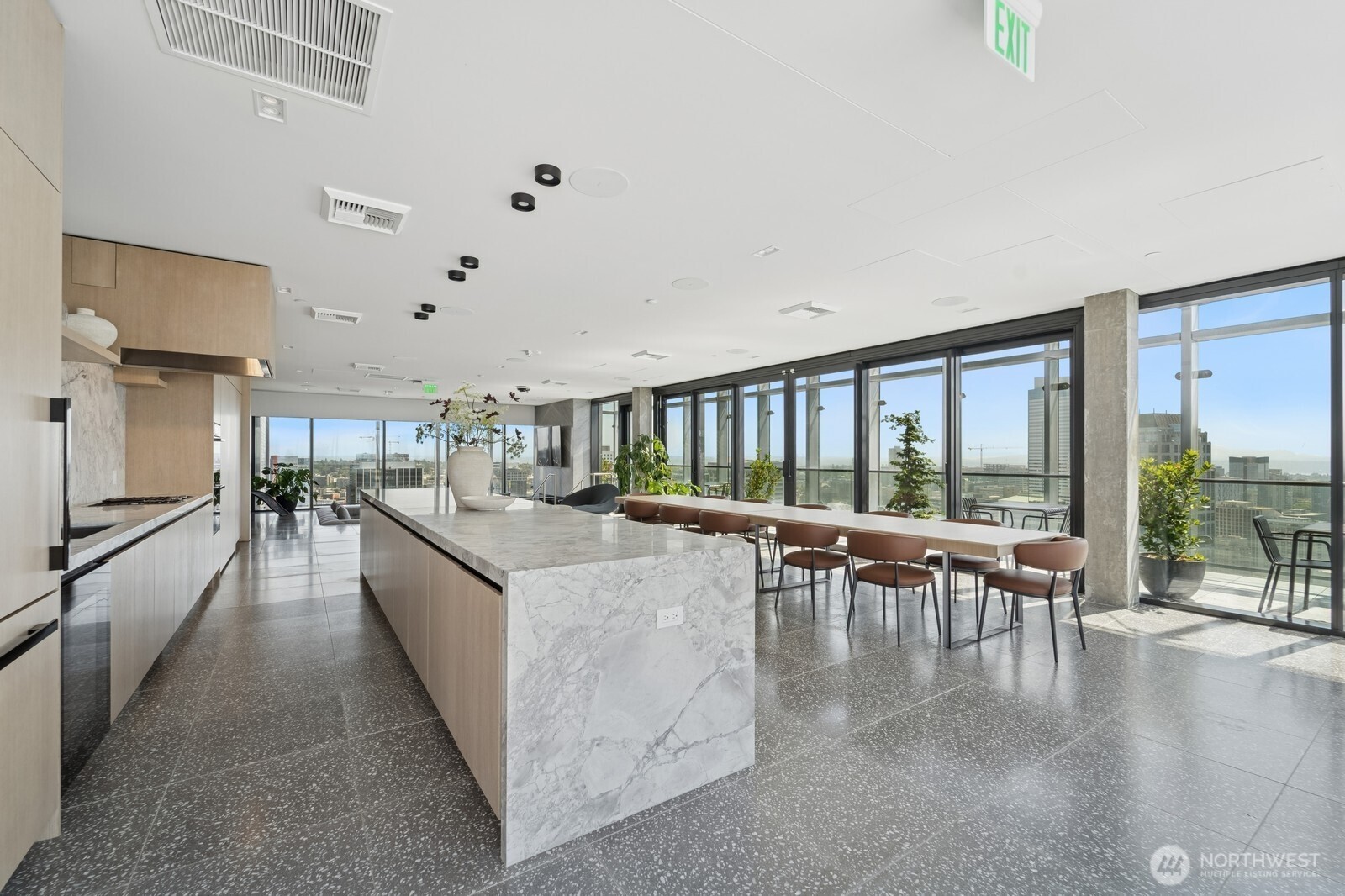 300 Virginia Street #1113, Seattle, WA 98121