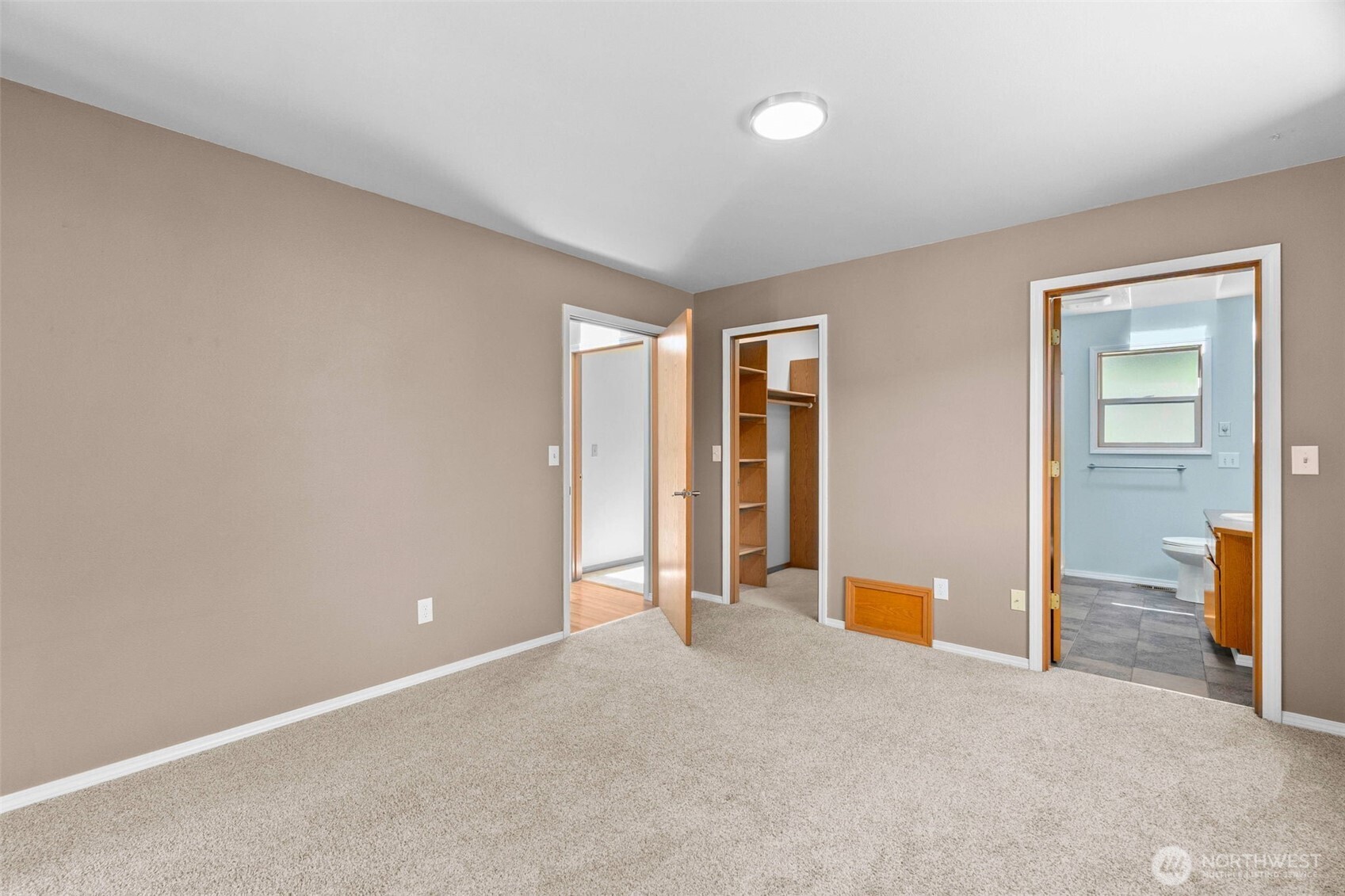 3914 14th Court NE, Olympia, WA 98506