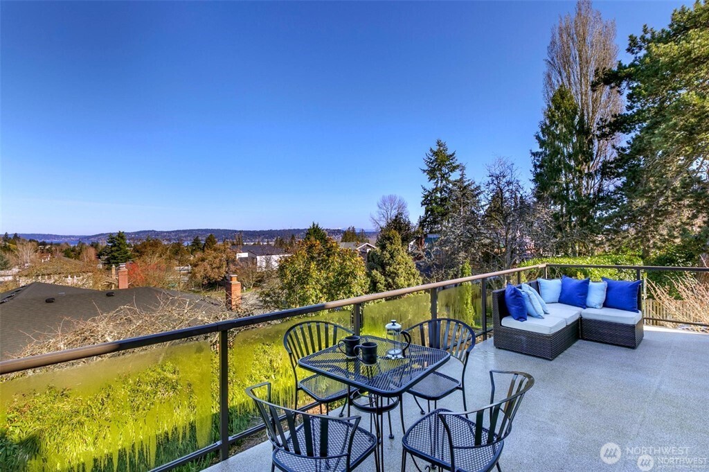6001 60th Avenue NE, Seattle, WA 98115