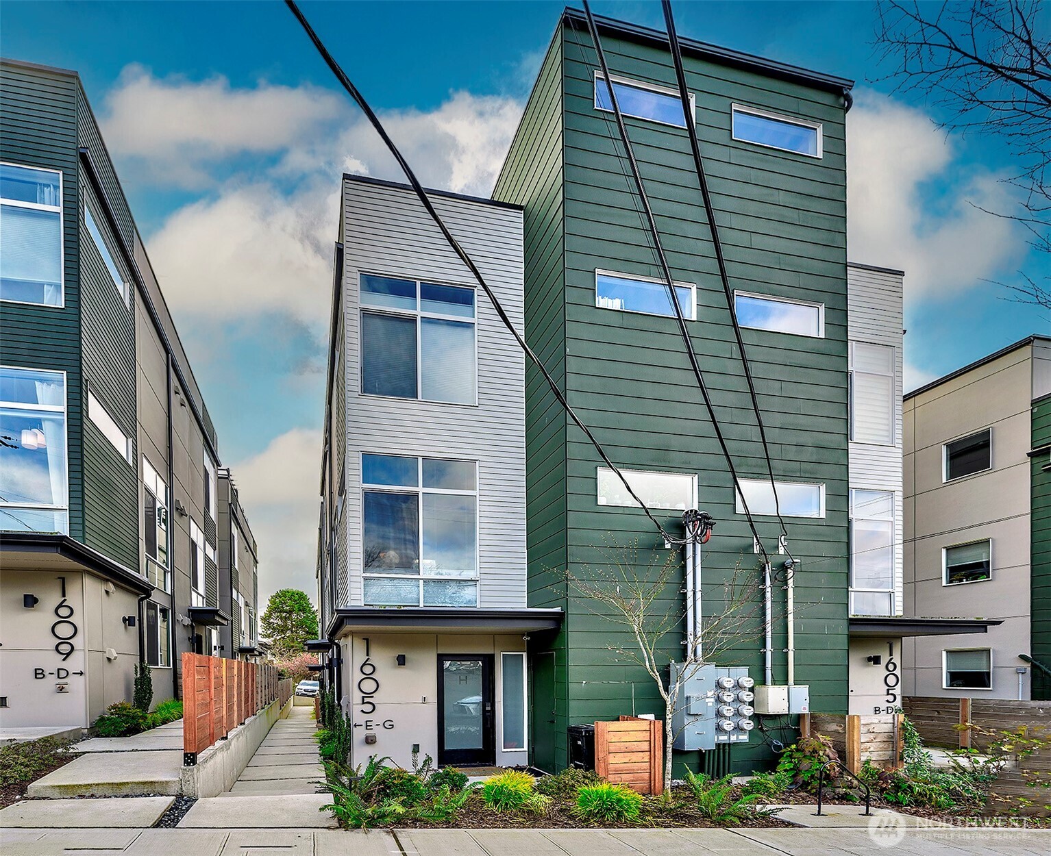 1605 S Washington Street #F, Seattle, WA 98144