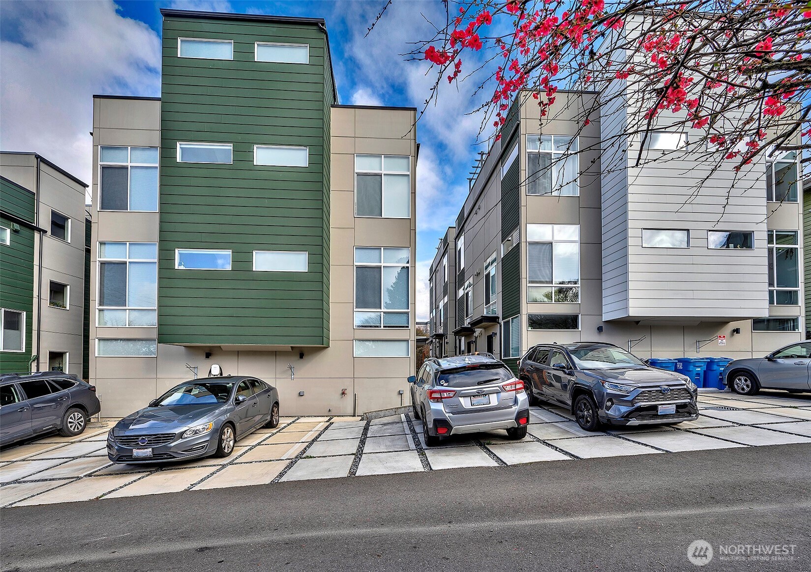 1605 S Washington Street #F, Seattle, WA 98144