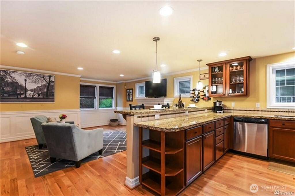 725 N 95th Street #C, Seattle, WA 98103