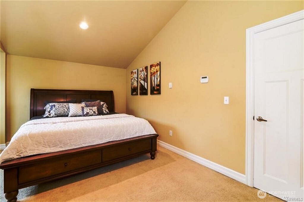 725 N 95th Street #C, Seattle, WA 98103