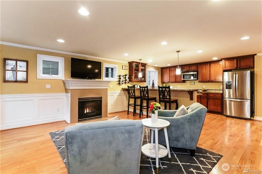 725 N 95th Street #C, Seattle, WA 98103