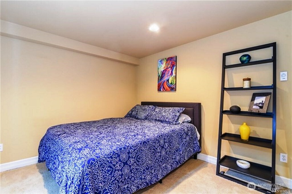 725 N 95th Street #C, Seattle, WA 98103