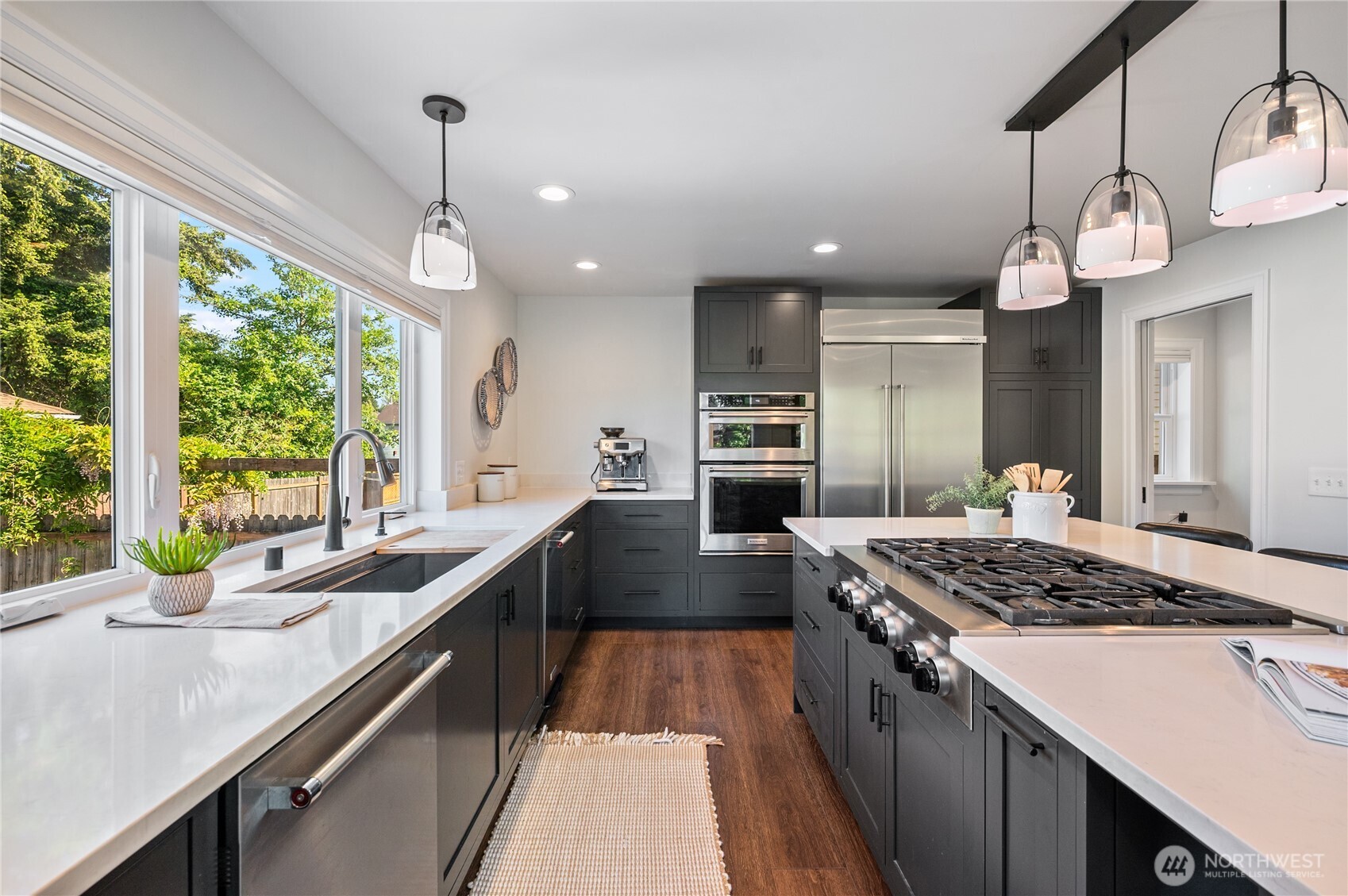 5500 21st Avenue S, Seattle, WA 98108