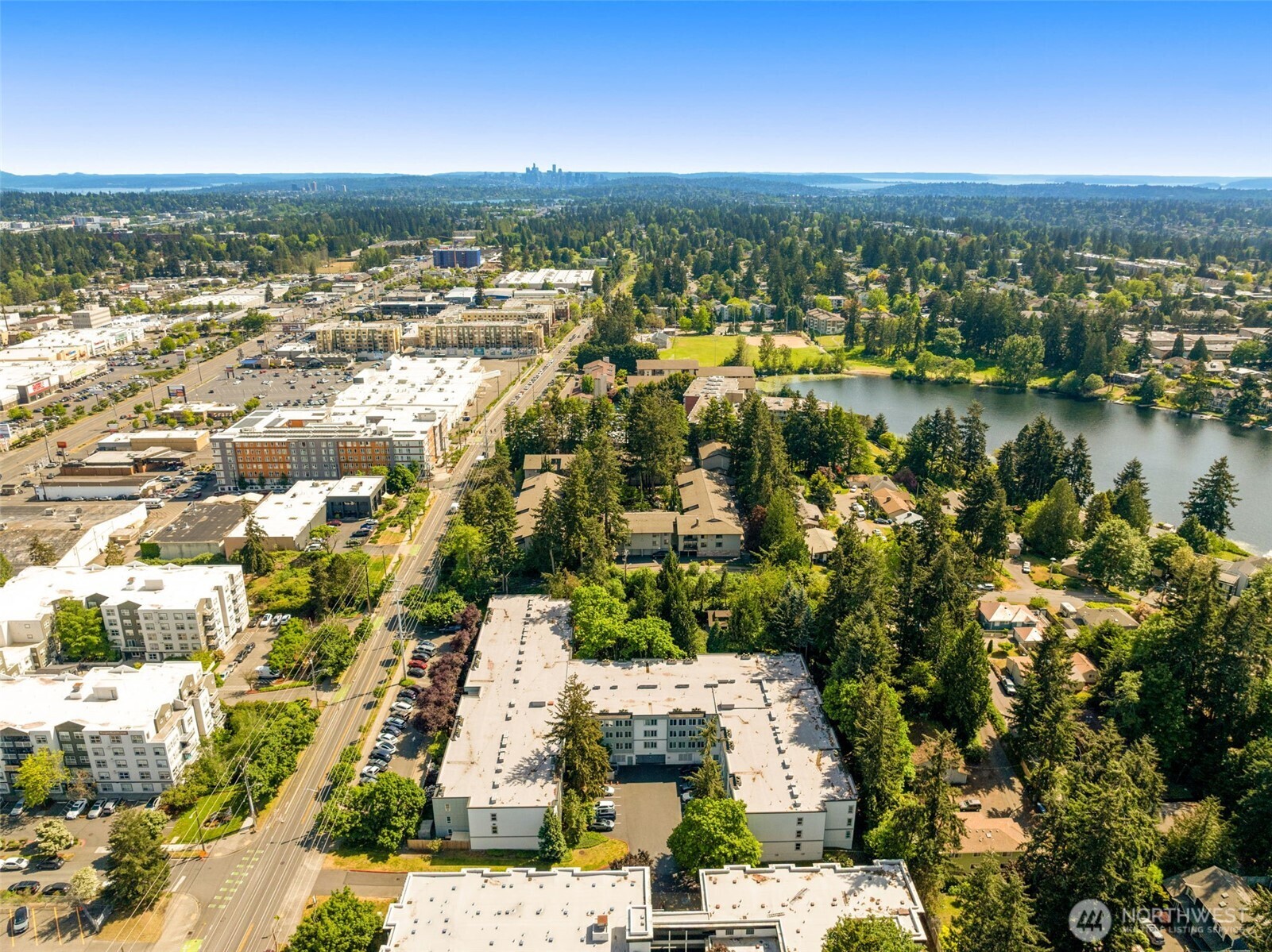 13717 Linden Avenue N #221, Seattle, WA 98133