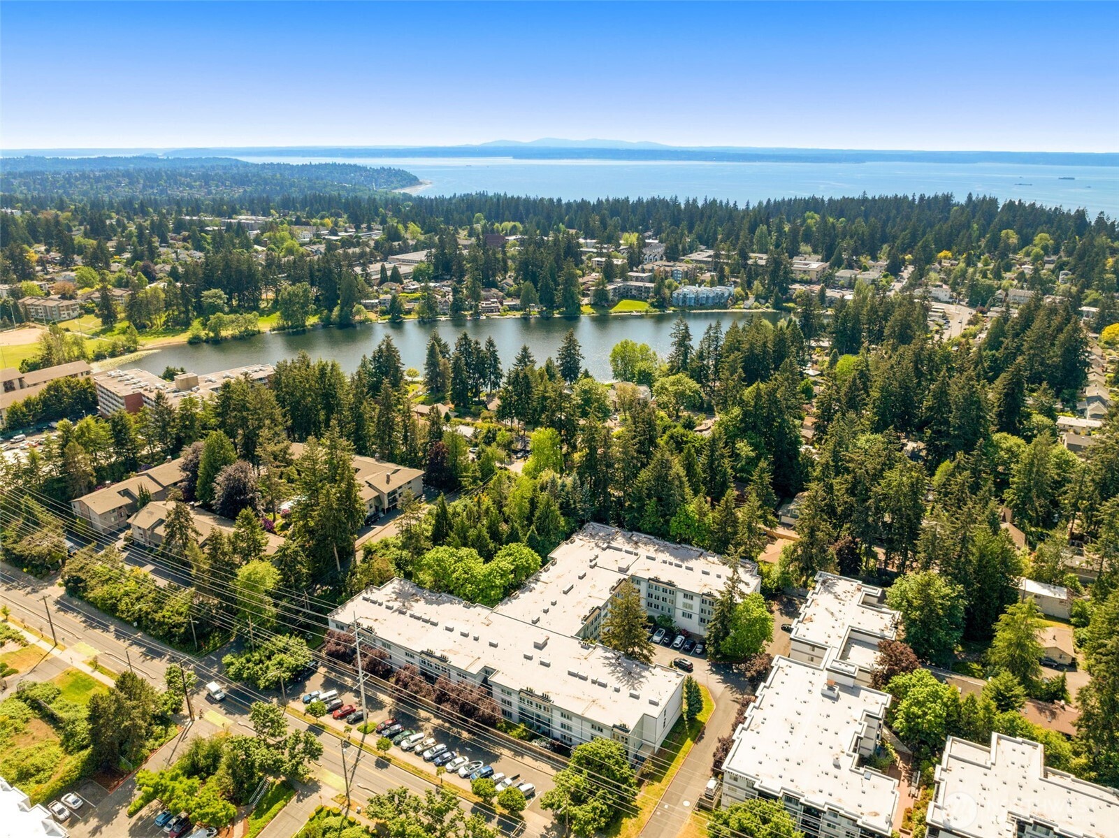 13717 Linden Avenue N #221, Seattle, WA 98133