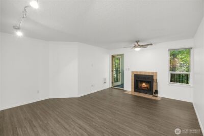 13717 Linden Avenue N #221, Seattle, WA 98133 - Photo 8