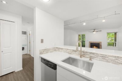 13717 Linden Avenue N #221, Seattle, WA 98133 - Photo 9