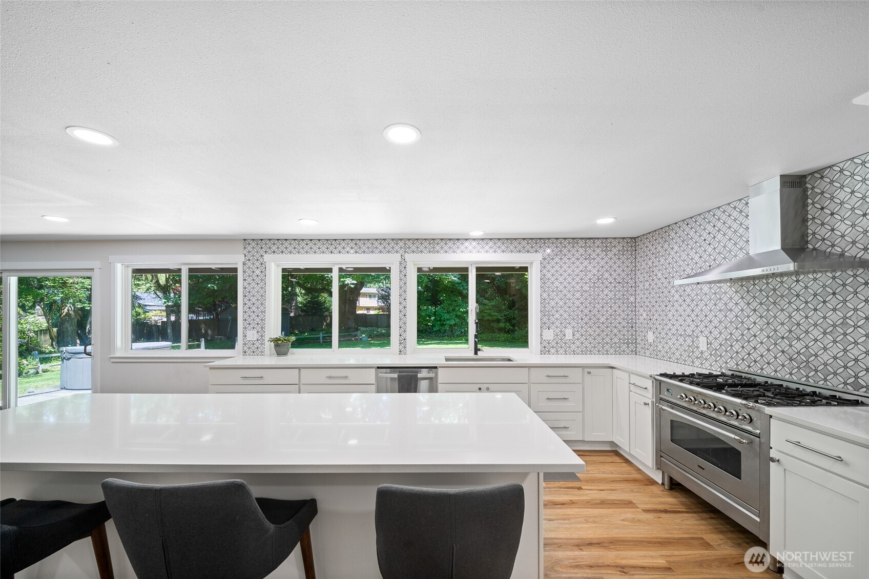 3246 Eastland Circle SE, Olympia, WA 98501