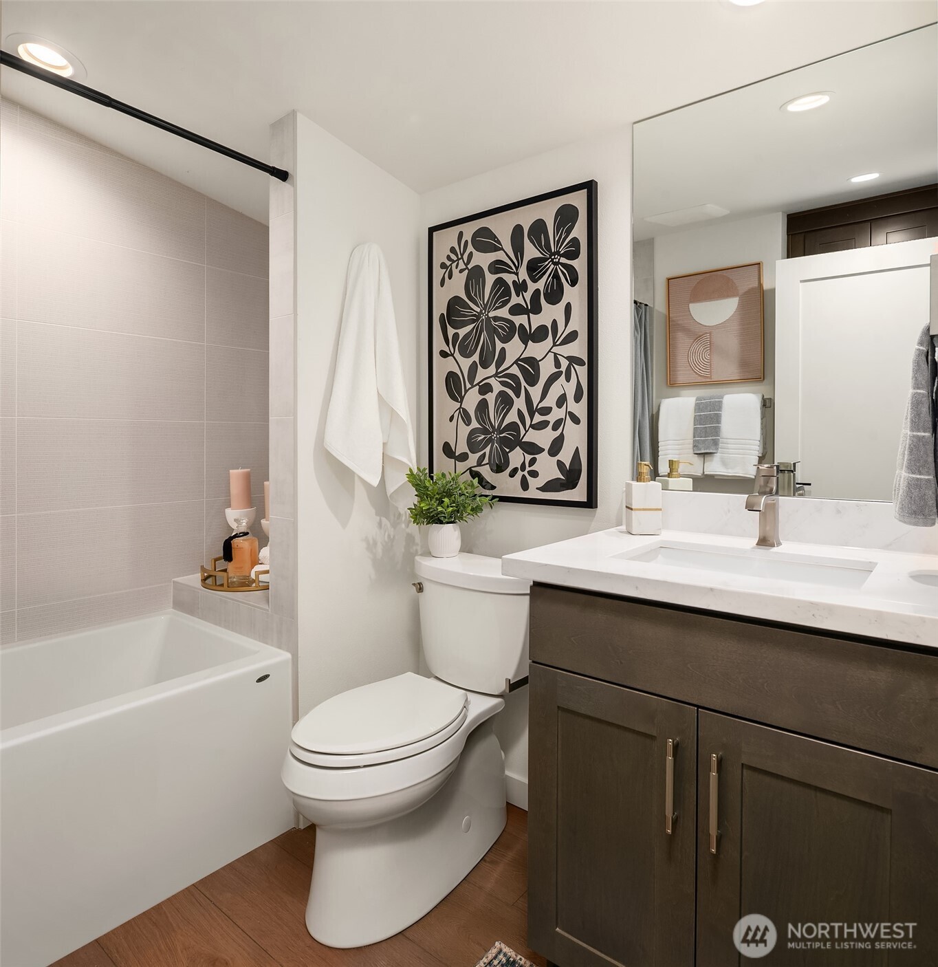 12002 20th Avenue NE, Seattle, WA 98125