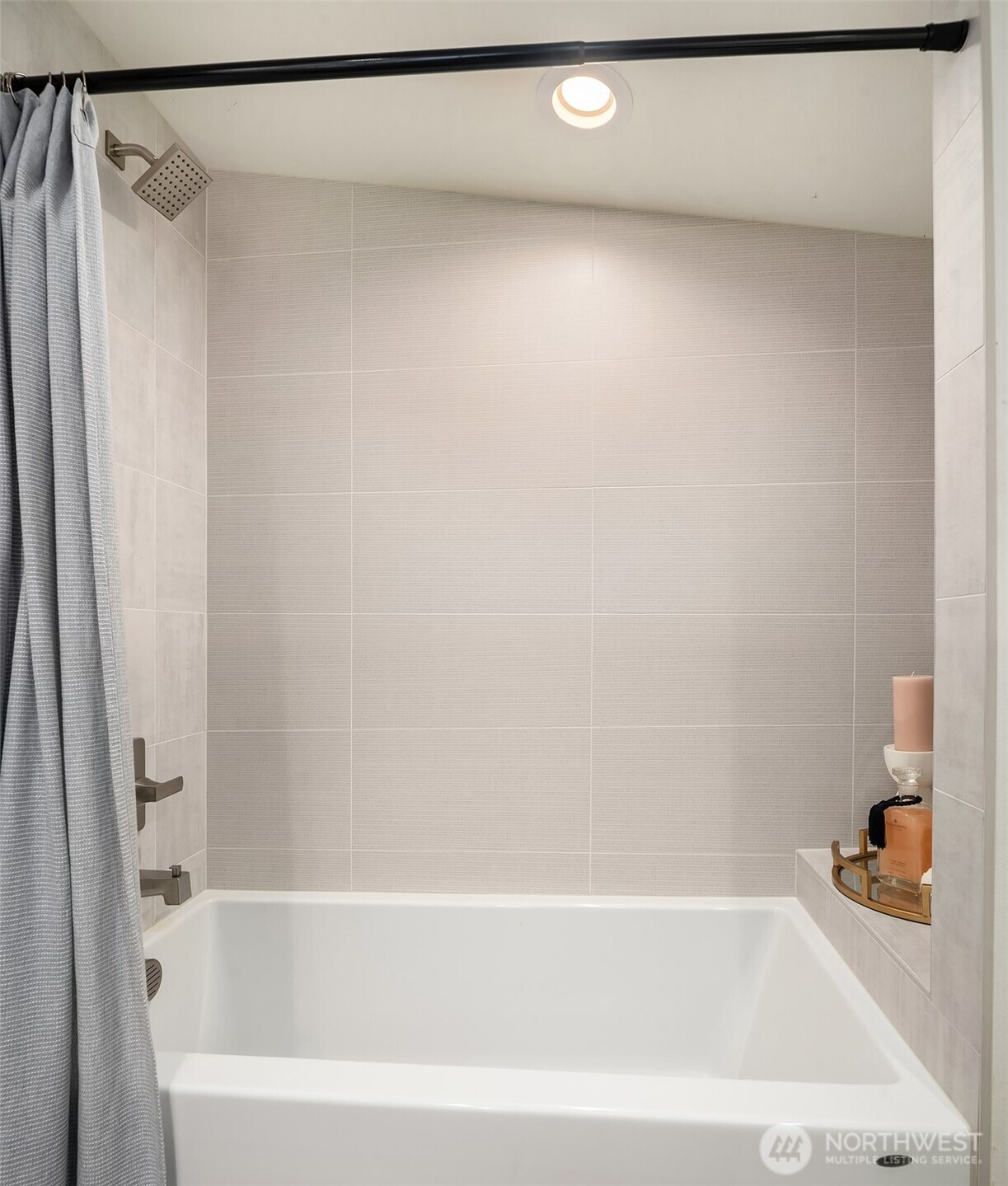 12002 20th Avenue NE, Seattle, WA 98125