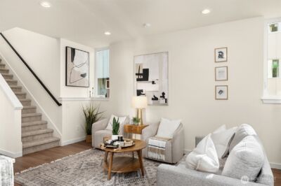 12002 20th Avenue NE, Seattle, WA 98125 - Photo 3