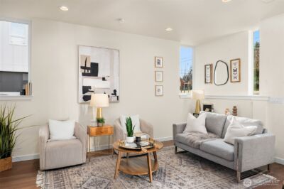 12002 20th Avenue NE, Seattle, WA 98125 - Photo 4