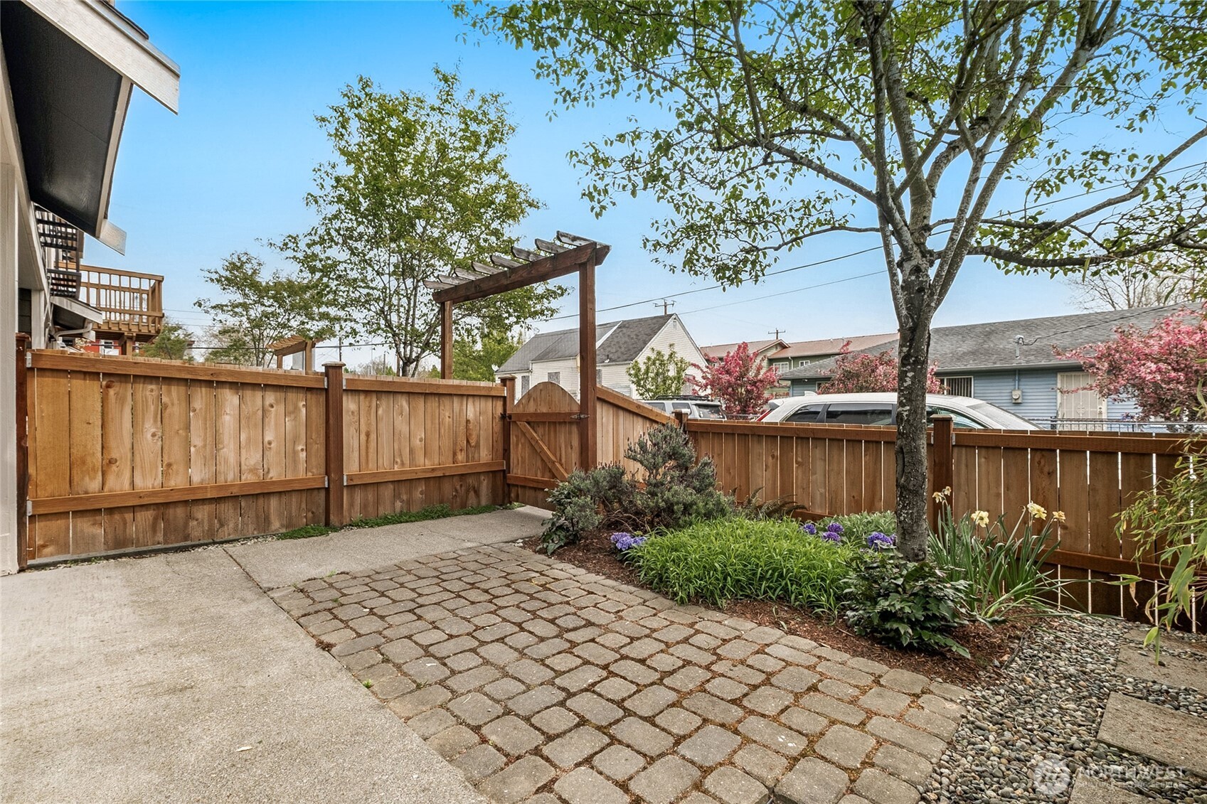 9011 46th Avenue S #B, Seattle, WA 98118