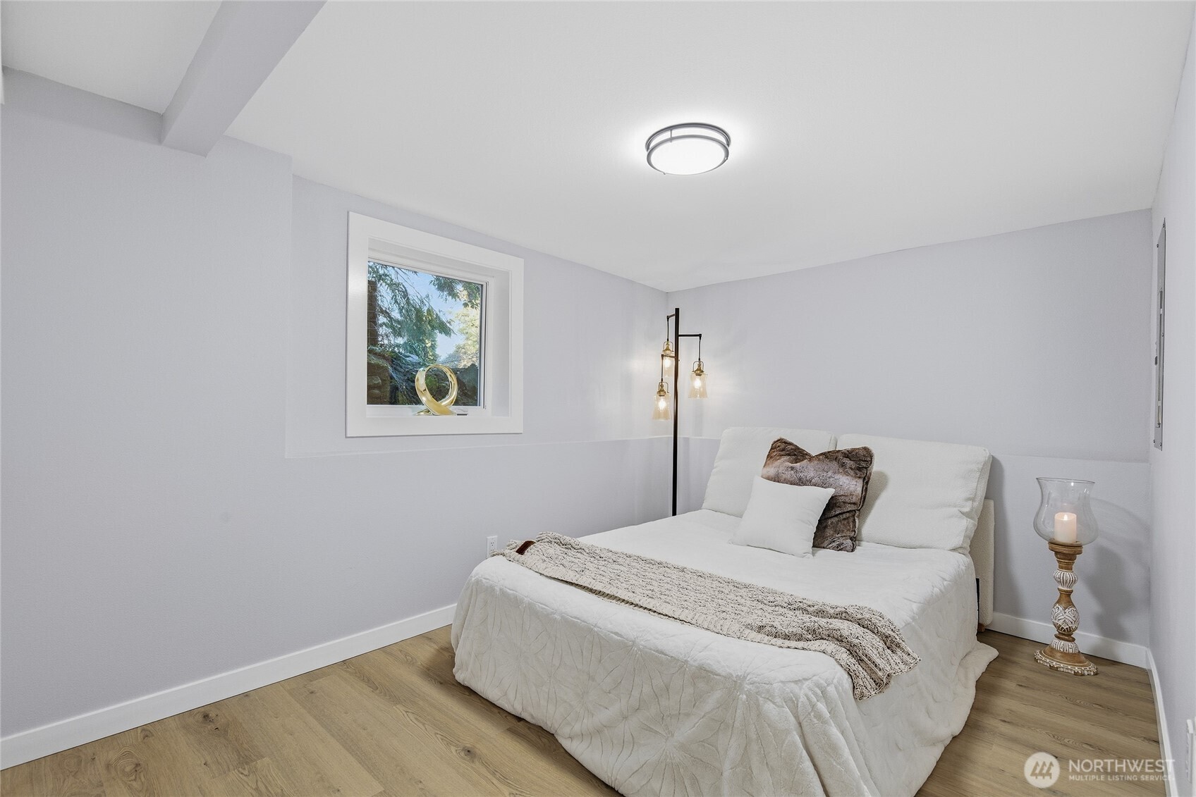 1927 42nd Avenue SW, Seattle, WA 98116