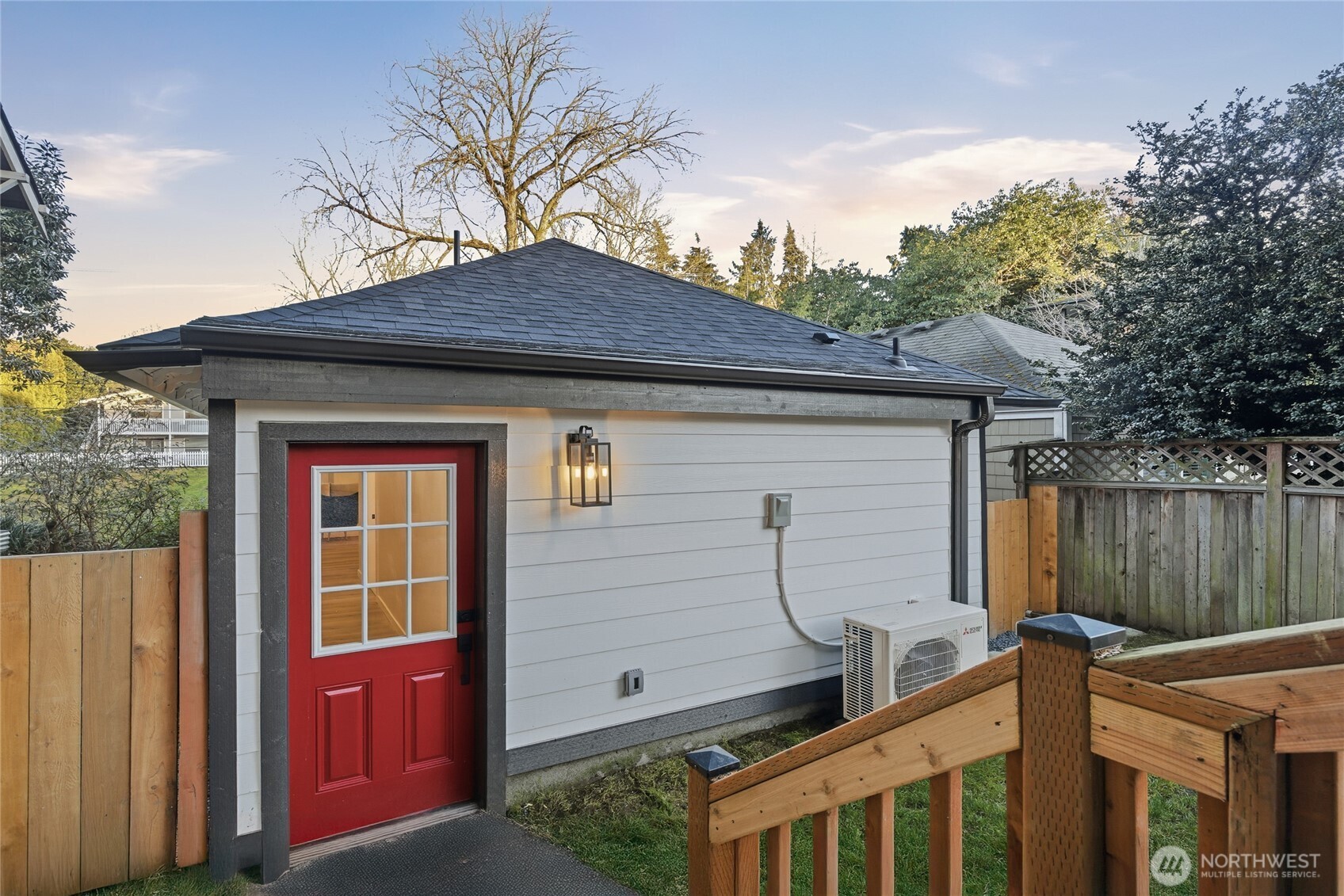 1927 42nd Avenue SW, Seattle, WA 98116