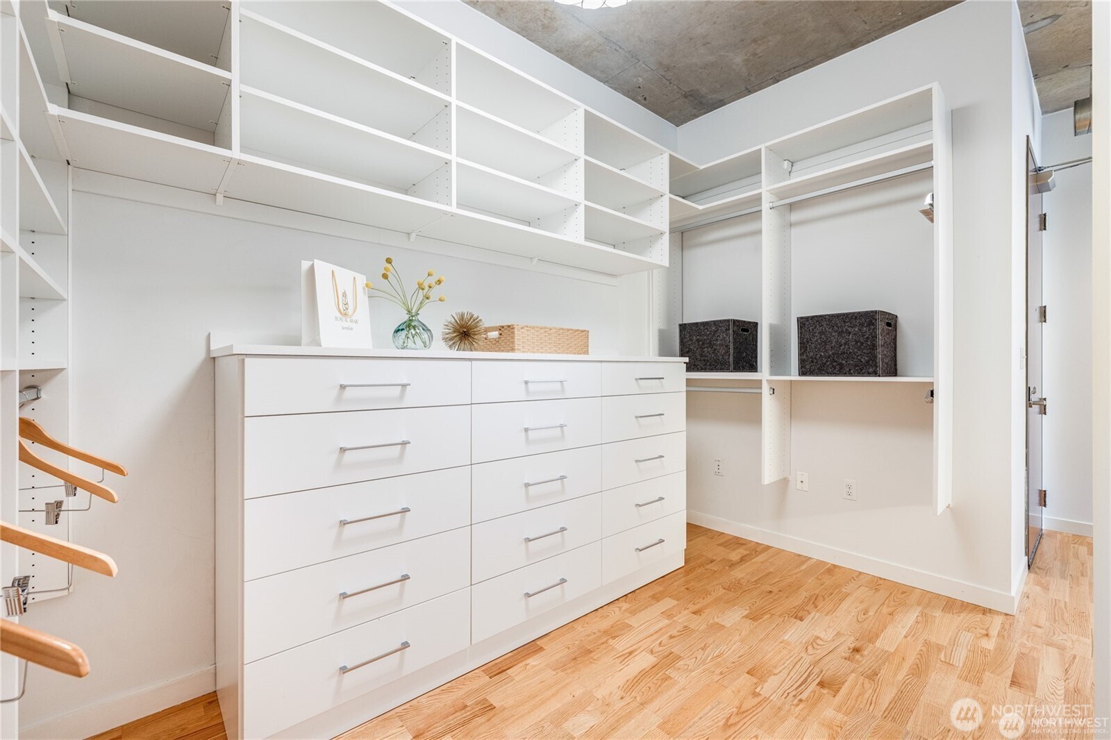 2720 3rd Avenue #416, Seattle, WA 98121