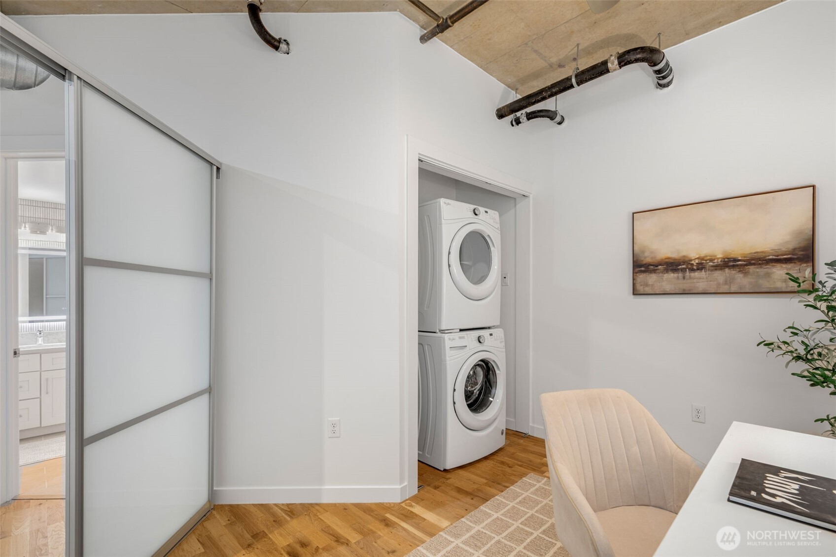 2720 3rd Avenue #416, Seattle, WA 98121