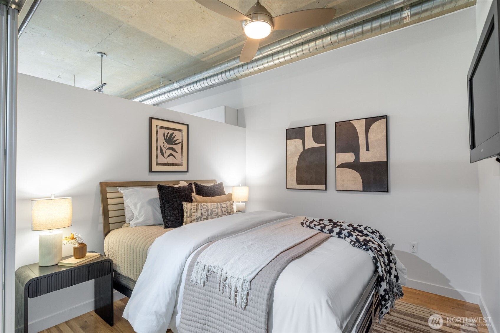 2720 3rd Avenue #416, Seattle, WA 98121