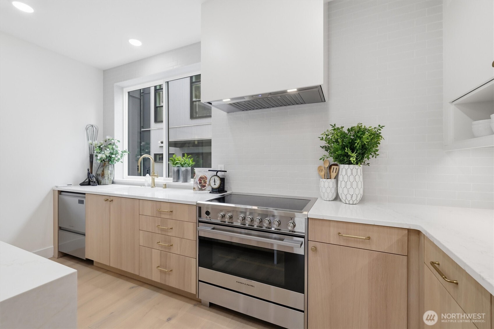 2017 Minor Avenue E, Seattle, WA 98102