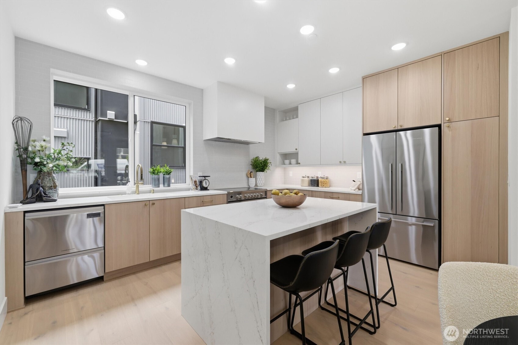 2017 Minor Avenue E, Seattle, WA 98102