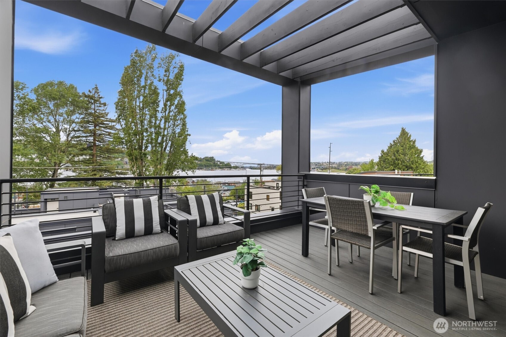2017 Minor Avenue E, Seattle, WA 98102