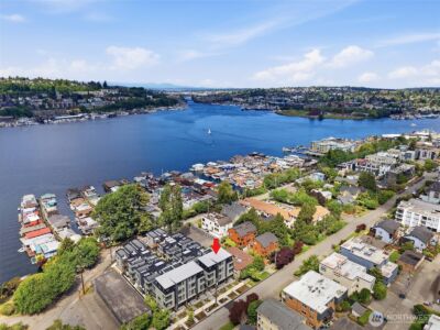2017 Minor Avenue E, Seattle, WA 98102 - Photo 3
